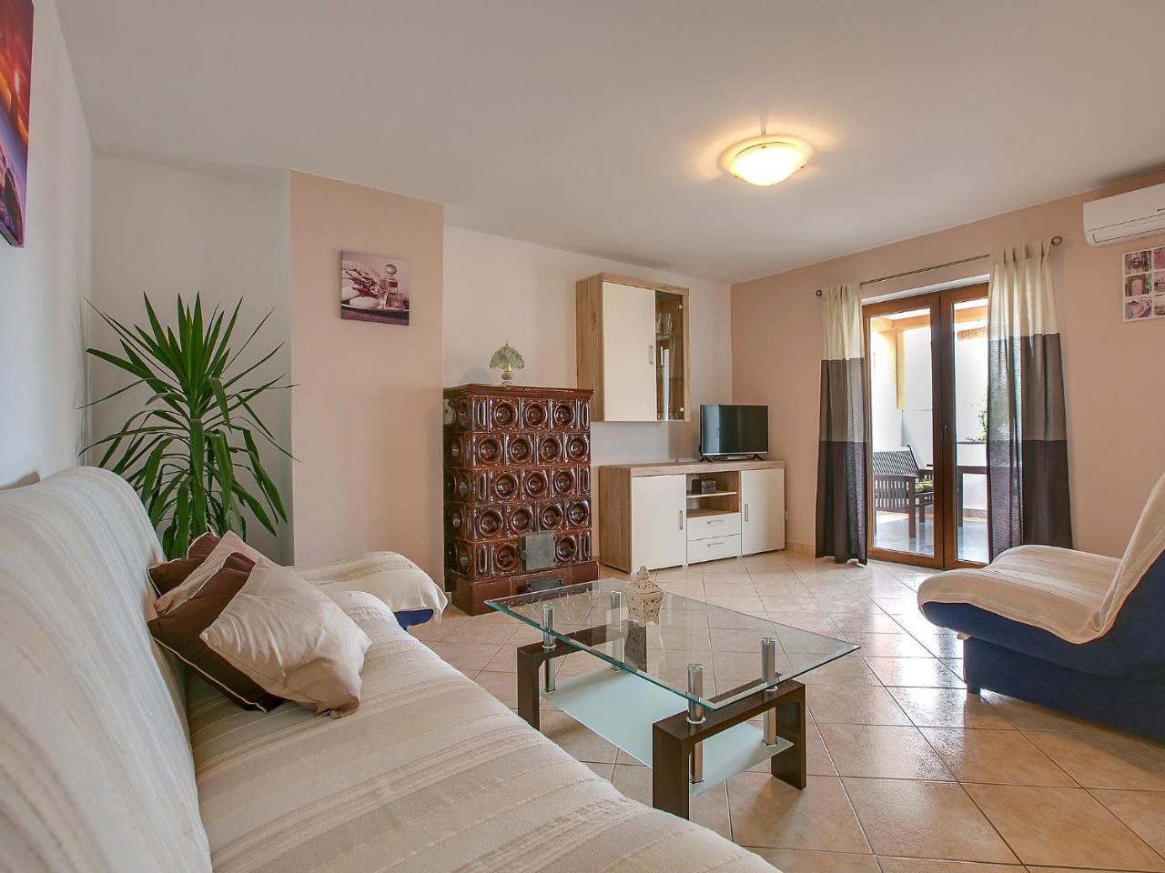Apartment Ivkovic By Interhome Stinjan Bagian luar foto